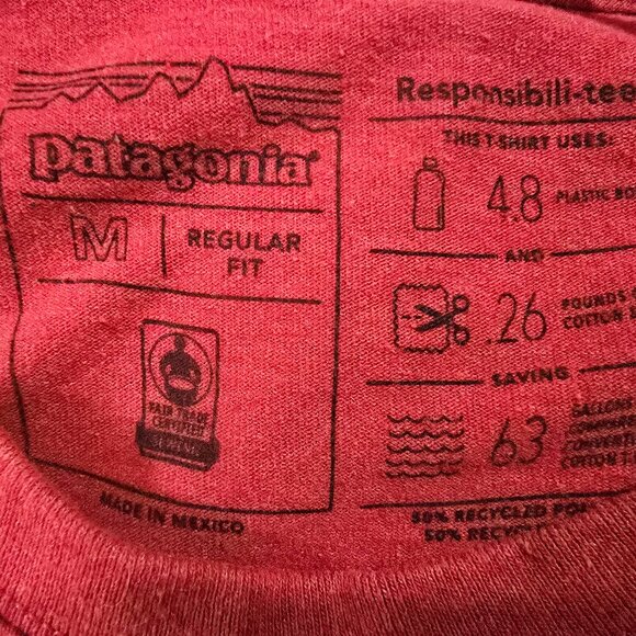 Patagonia P-6 Logo Pocket Responsibili-Tee M [Red] EUC - Picture 3 of 5